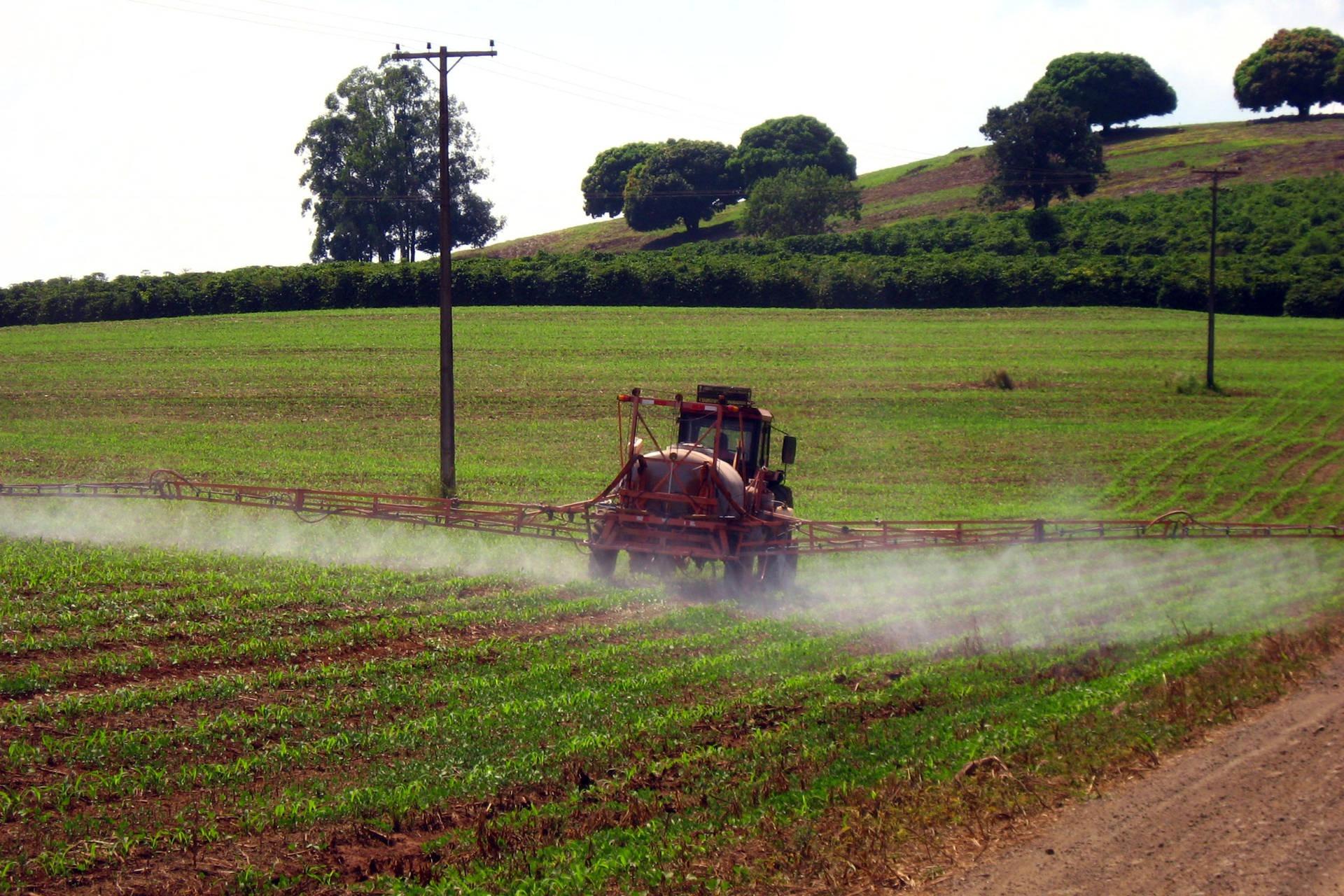Adapar reafirma trabalho de fiscalização do uso de agrotóxicos