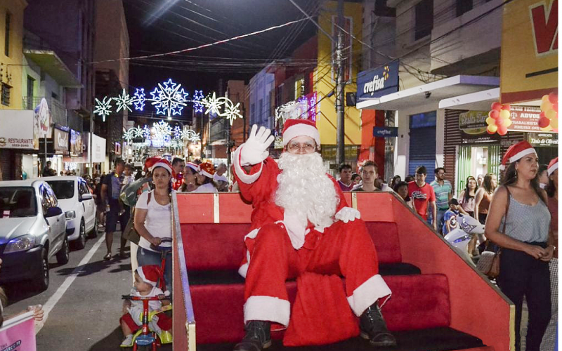 Natal de Luz 2021 será “turbinado” em Jacarezinho
