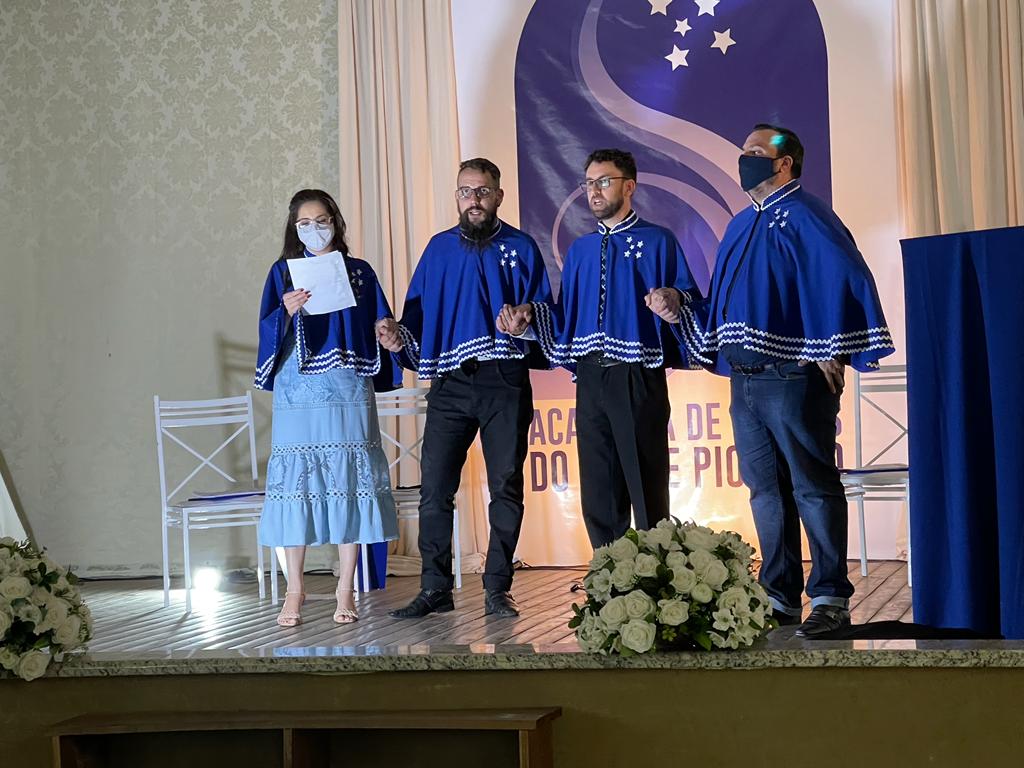 Cerimônia em Siqueira Campos marca a inauguração da Academia de Letras do Norte Pioneiro