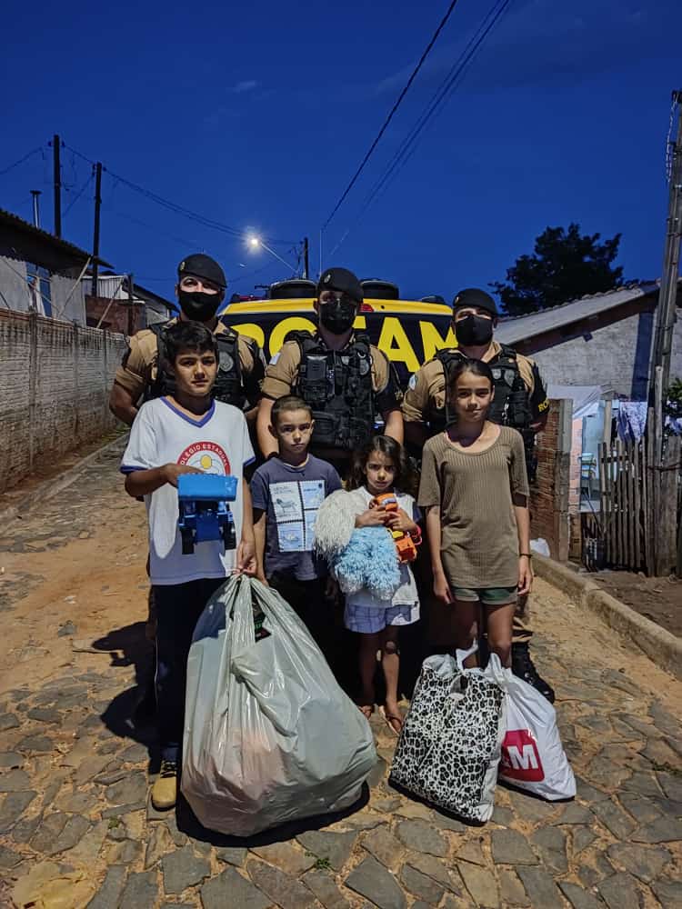 Menino que sonha em se tornar policial recebe visita da ROTAM em Wenceslau Braz
