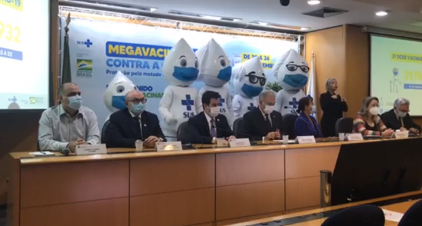 Ministério da Saúde anuncia 3ª dose de vacina contra covid-19 para população acima de 18 anos