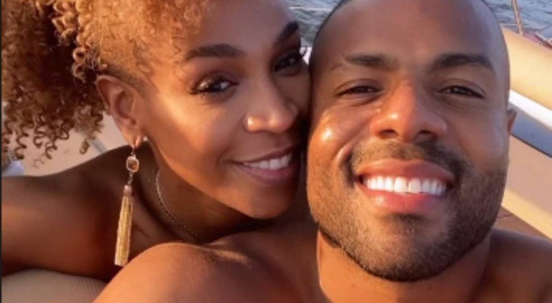 Karol Conká se diverte com novo namorado, ex de Jojo, em cruzeiro