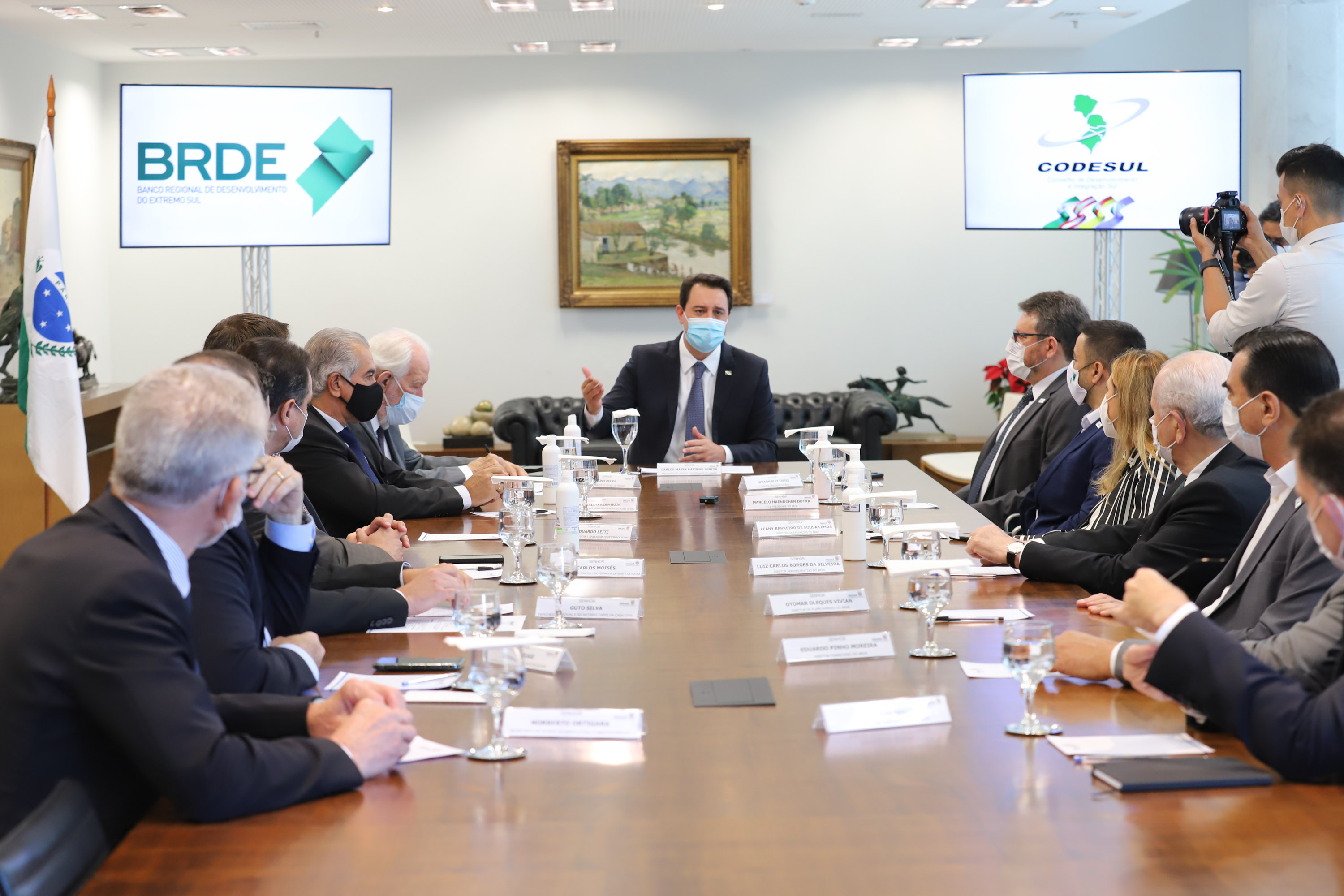 Governadores do Codesul empossam nova diretoria do BRDE