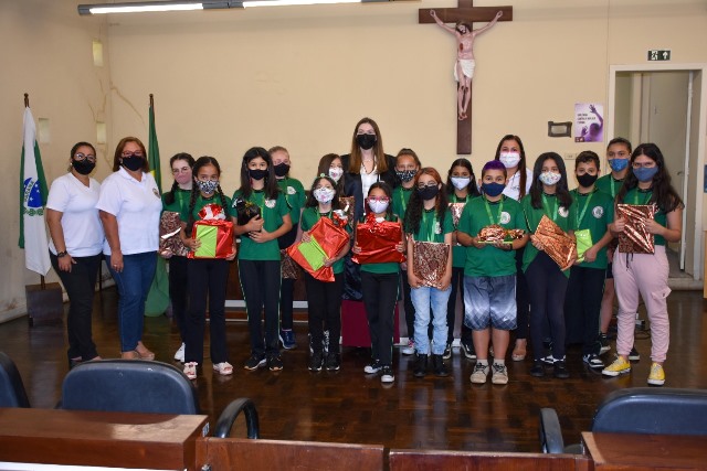 Alunos de Jaguariaíva participam do projeto Justiça e Cidadania Também se Aprendem na Escola