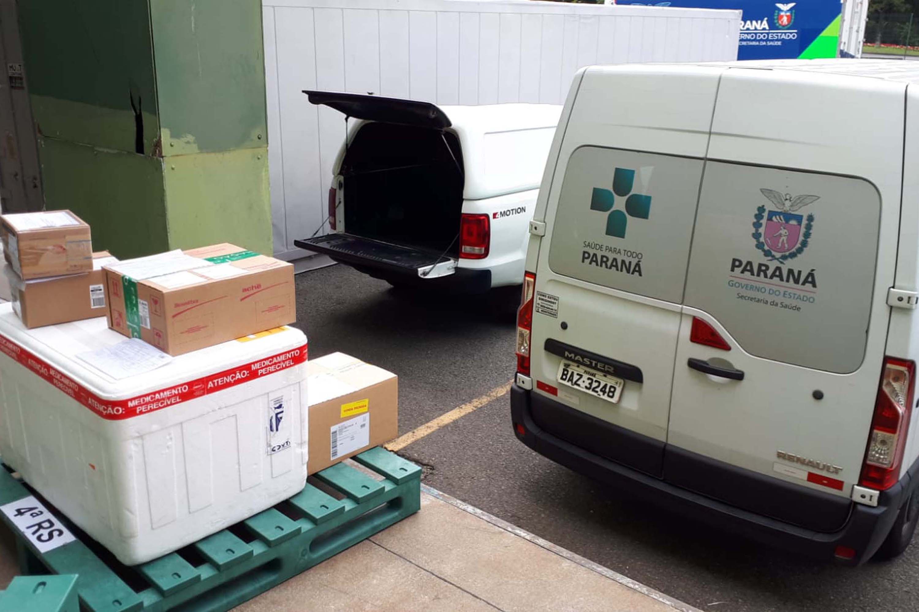 Regionais de Saúde do Norte Pioneiro recebem novo lote de vacinas contra a Covid