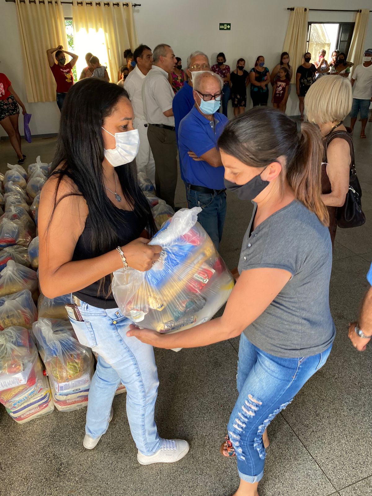 Rotary Club arrecada mais de 70 cestas para famílias carentes de Wenceslau Braz