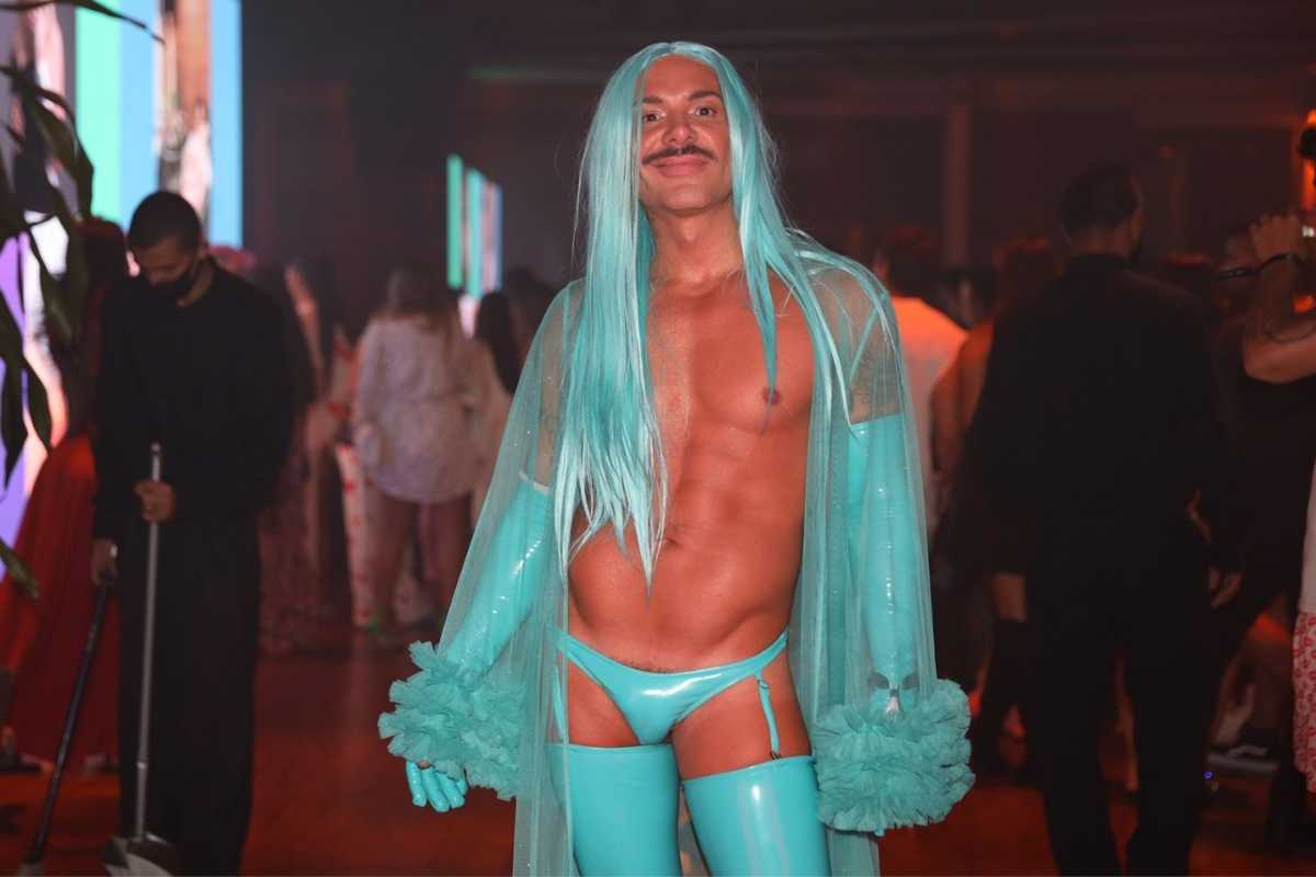 Matheus Mazzafera responde críticas sobre look usado na festa de Virginia Fonseca: Estou livre