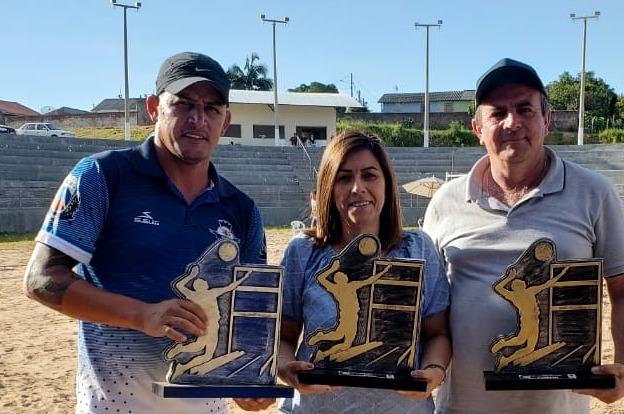 Pinhalão realiza 1º Torneio de Vôlei de Areia Masculino e Feminino