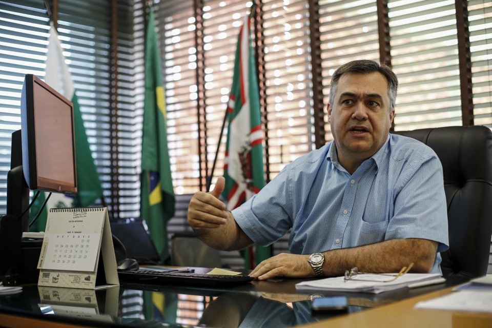 Beto Preto admite possibilidade de reativar leitos de UTI da Covid no Norte Pioneiro