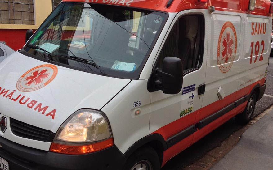 Idoso é encontrado morto dentro de veículo em Cornélio Procópio