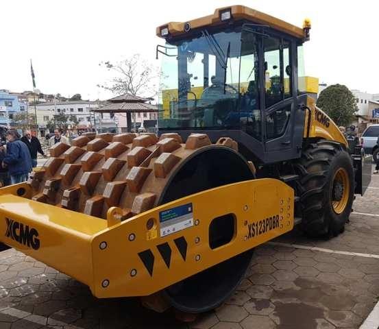 Jaguariaíva recebe R$770 mil em máquinas para infraestrutura