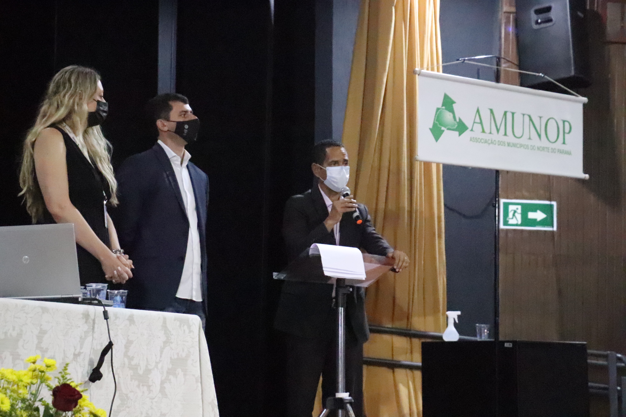 Prefeitos da Amunorpi debatem demandas do Norte Pioneiro com o secretário de Segurança Pública do Paraná