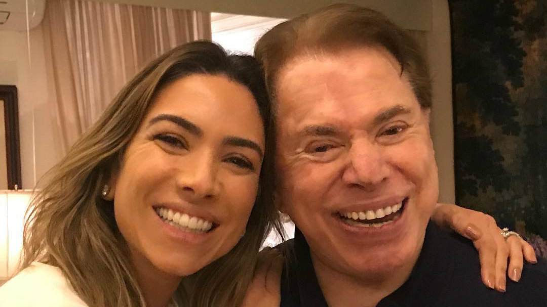 Silvio Santos participa de culto ministrado por Patrícia Abravanel