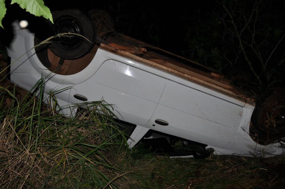 Capotamento deixa oito feridos em Jacarezinho