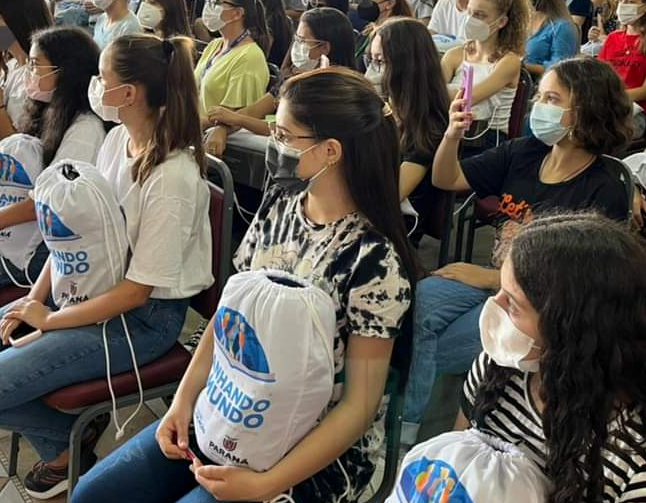 Estudantes da rede pública do Norte Pioneiro embarcam quarta-feira (09) para intercâmbio no Canadá