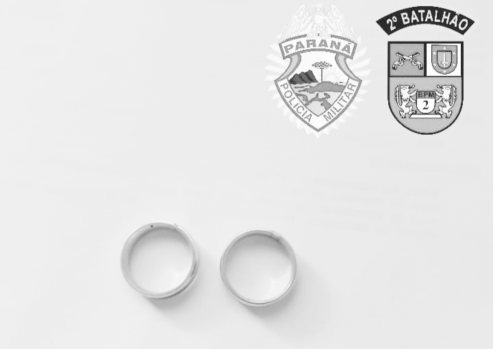 Mulher rouba par alianças e agride policiais em Santo Antonio da Platina