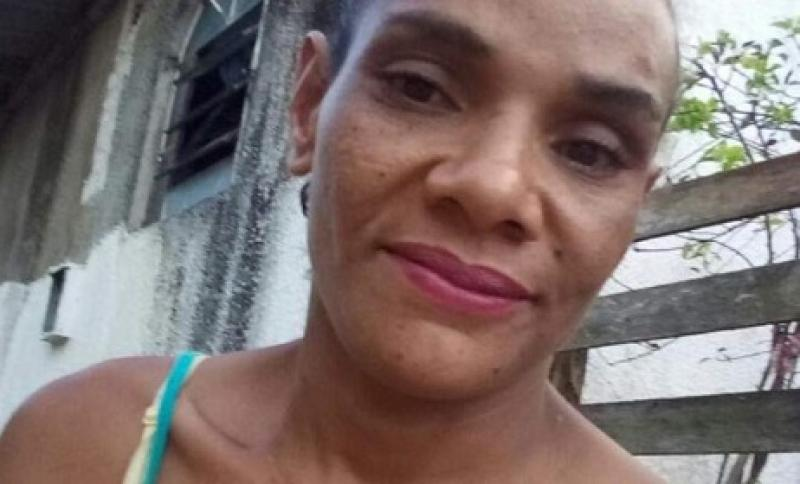 Homens encapuzados executam mulher a tiros em Tomazina