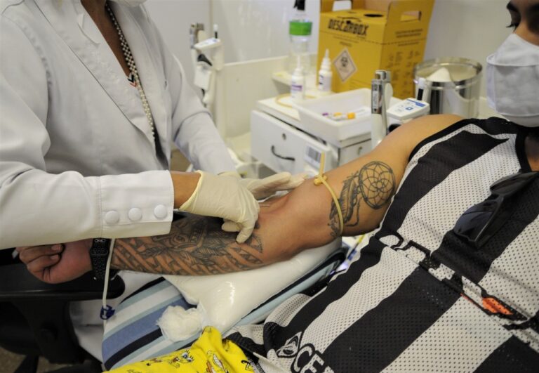 UENP promove campanha para alunos, professores e funcionários doarem sangue