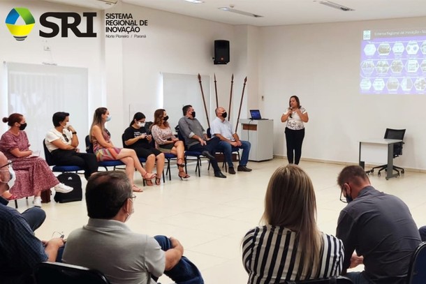 Comitiva de Santa Catarina conhece iniciativas de inovação e empreendedorismo no Norte Pioneiro