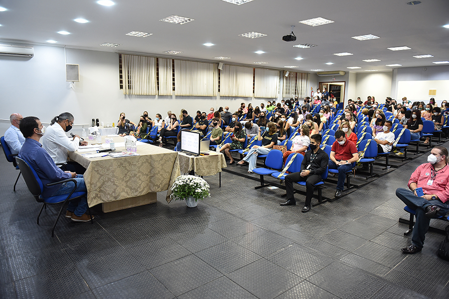 UENP promove debates entre chapas para reitor e vice