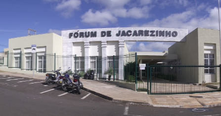 Júri condena homem que cravou faca na cabeça da ex-companheira