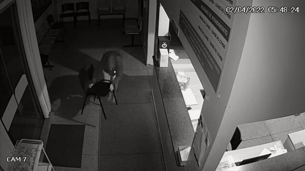 Indivíduo invade e rouba PSF da Vila Toyoki de Wenceslau Braz