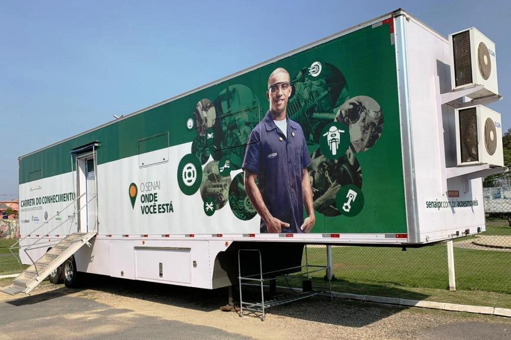 Ribeirão Claro adere ao programa Carreta do Conhecimento 