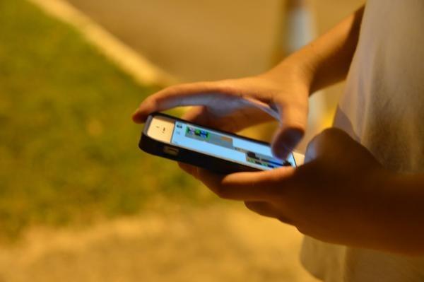 Celulares irregulares no Paraná passam a ser bloqueados a partir de sábado