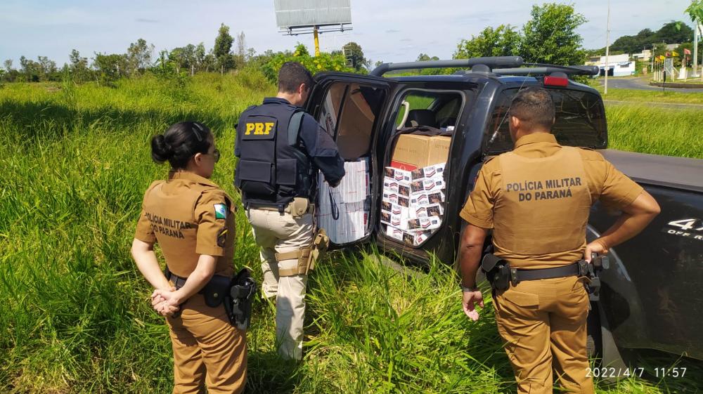 PRF apreende caminhonete carregada de cigarros contrabandeados em Santo Antônio da Platina