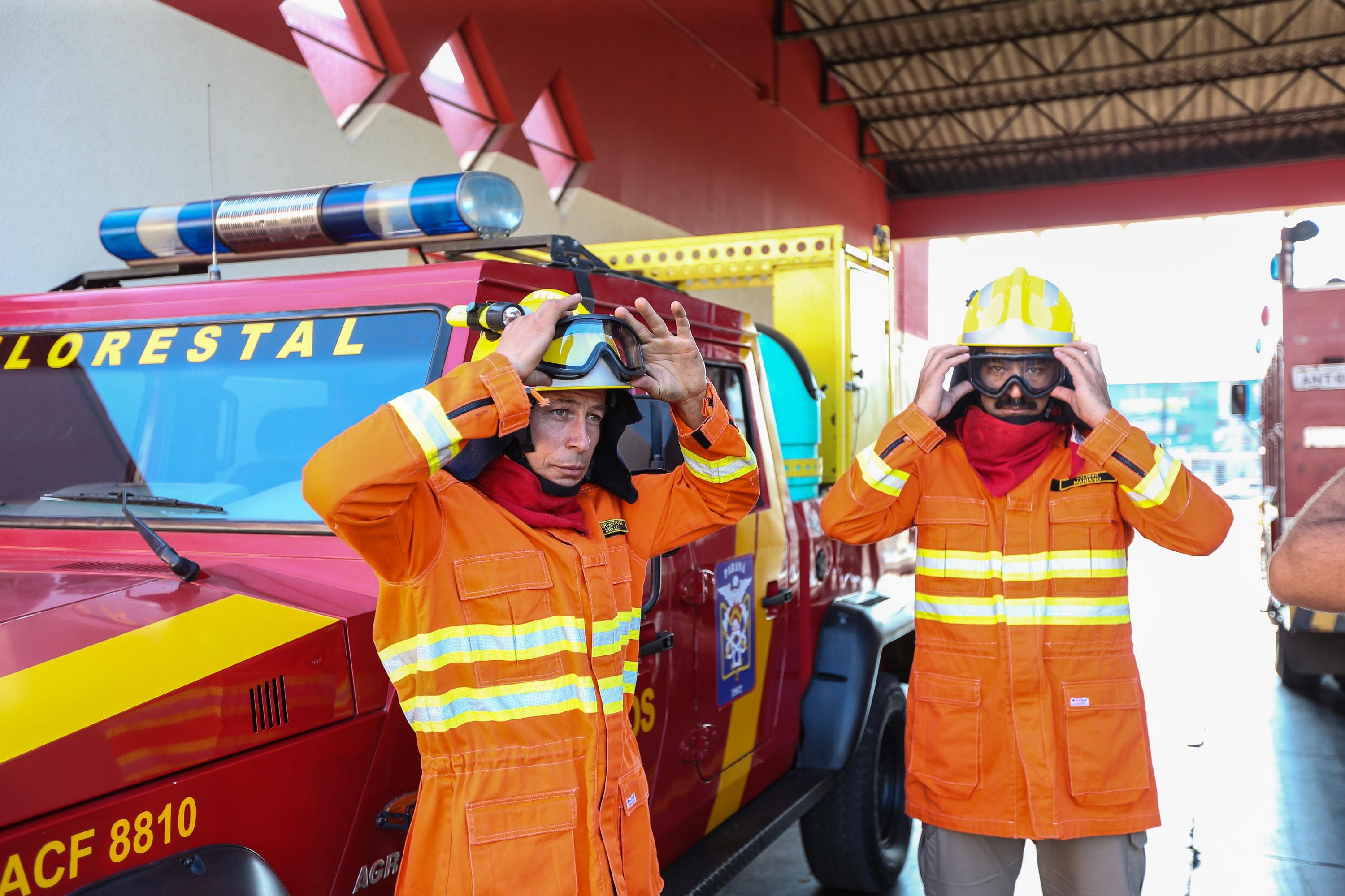 Governador libera bombeiros para combate à queimadas na Região Amazônica