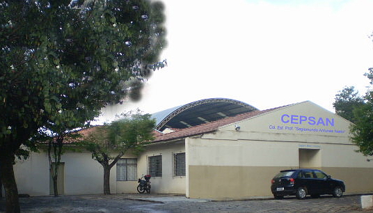 Vândalos invadem escola, furtam TV’s e cestas de páscoa em Siqueira Campos