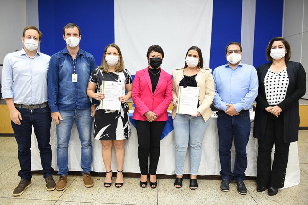 UENP recebe 1ª Carta Patente por invenção que propõe biocontrole da Ferrugem Asiática da Soja