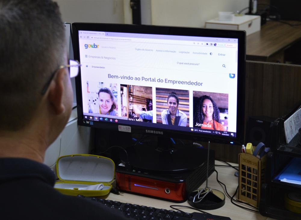 Secretário de Indústria e Comercio de Wenceslau Braz dá dicas de como começar seu próprio negócio