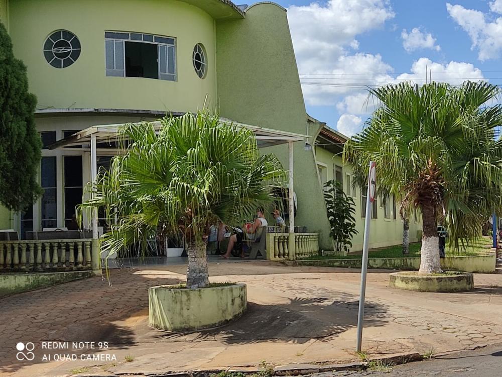 Jovem passa mal, bate a cabeça e morre em festa de aniversário