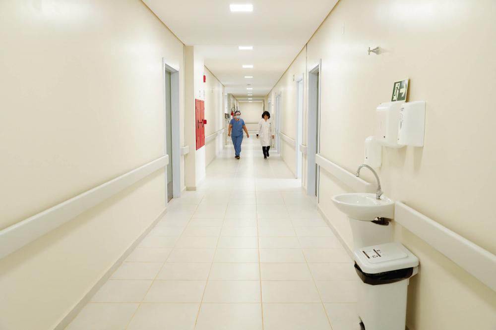 Abril registrou o menor número de mortes por Covid-19 em dois anos no Paraná