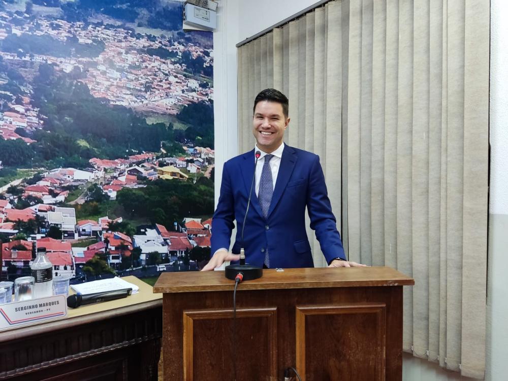 Deputado Guto Silva recebe o título de cidadão honorário de Jacarezinho