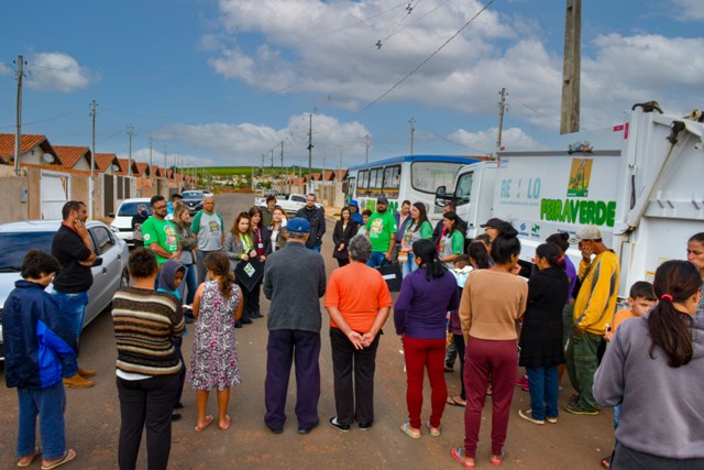 Feira Verde sorteia sacolas ecológicas para participantes em Jaguariaíva