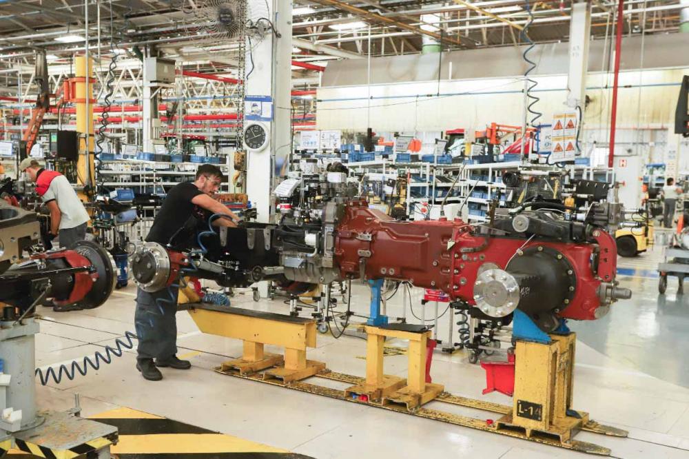 Indústria do Paraná teve o maior crescimento da Região Sul em março, aponta IBGE