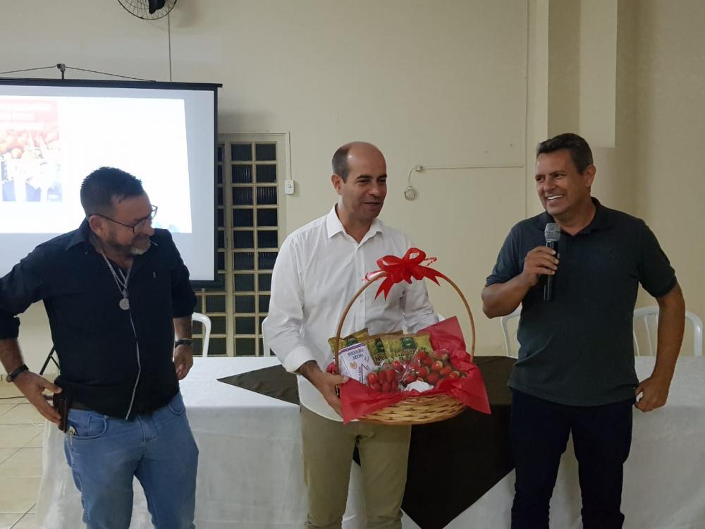 Jaboti poderá se tornar a “Capital do Morango” do Norte Pioneiro 