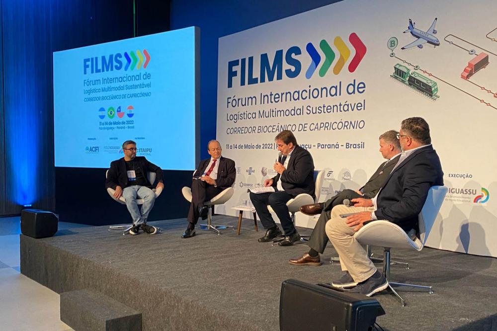 Paraná apresenta vantagens da sua infraestrutura a países da América Latina