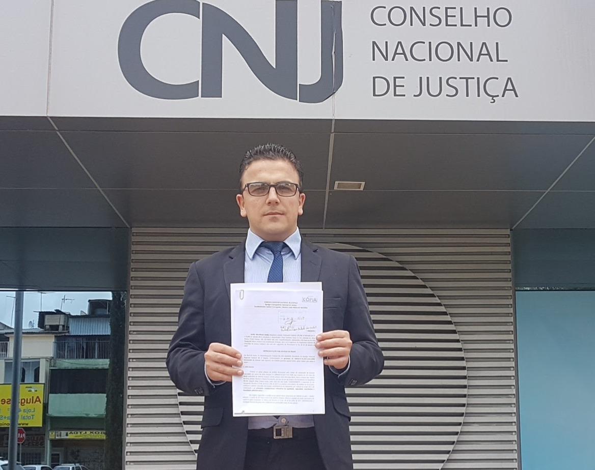 Deputado Aliel luta na Justiça contra aumento da gasolina