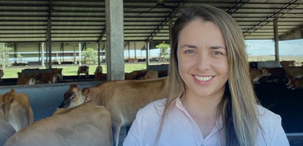 Médica Veterinária da UENP ganha prêmio internacional Planet of Plenty