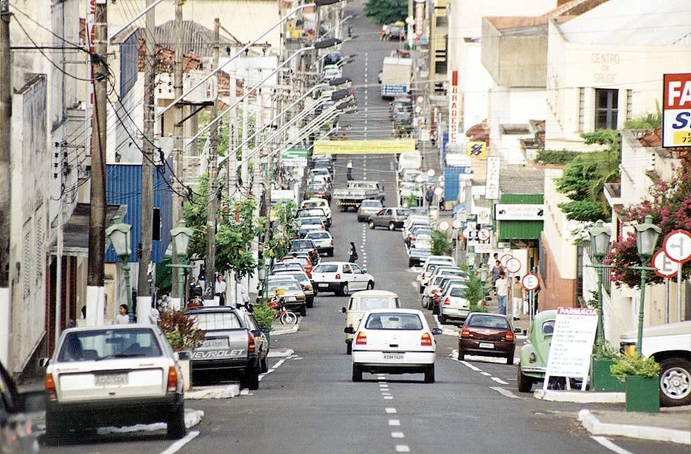 Moradores e comerciantes se alarmam com onda de furtos em Jacarezinho