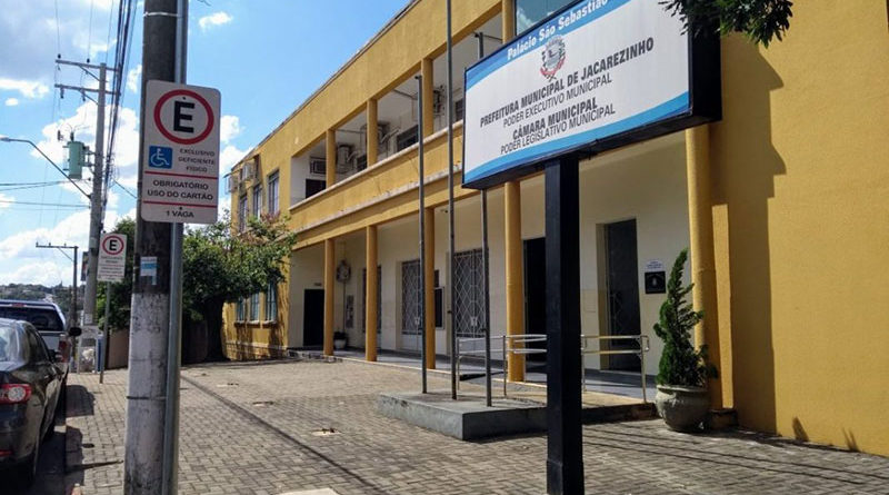 Prefeitura de Jacarezinho anuncia acordo em relação ao aumento salarial dos professores