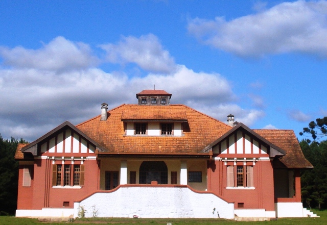 Museu Conde Francisco Matarazzo reabre com exposição sobre a era da comunicação em rádio e TV