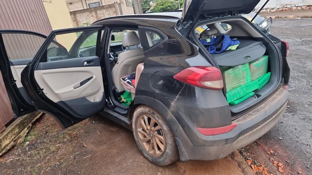 Fuga, perseguição e mais de 300 kg de maconha apreendidos no Norte Pioneiro