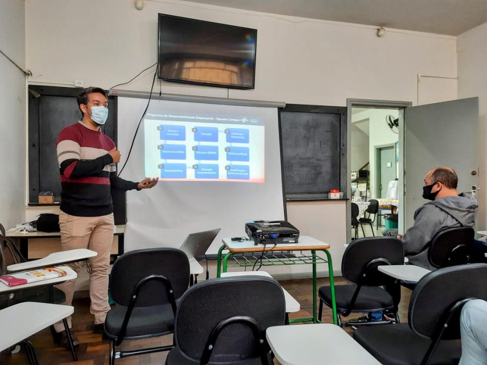 Siqueira Campos realiza sensibilização do programa Cidade Empreendedora