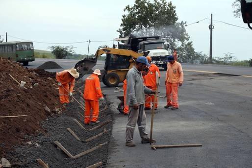DER lança edital para construção de trincheira e marginal em município da região