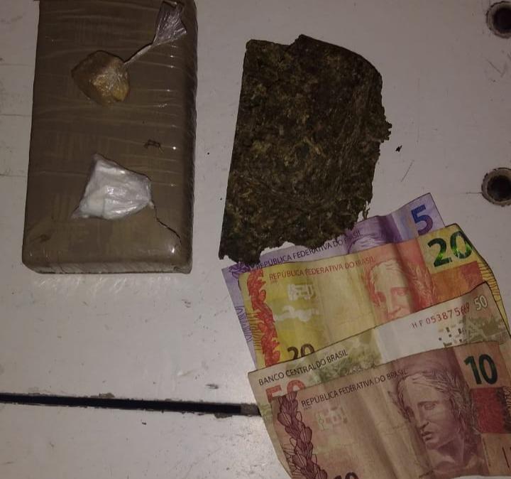 Brazenses são presos em flagrante com drogas em Itararé