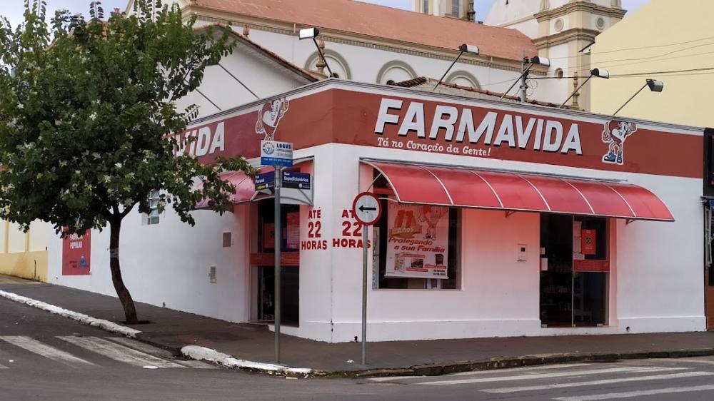 Farmavida completa 13 anos e comemora junto aos clientes e colaboradores